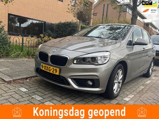 BMW 2-serie Tourer 218i Executive Airco Metalic LM Velgen