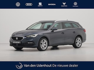 Seat Leon Sportstourer 1.5 TSI 130pk Style Navigatie Camera 17"velgen Keyless Parkassist 21