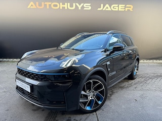 Lynk & Co 01 1.5|Pano|Carplay|Stoelverwarming|Memory|Dodehoek|