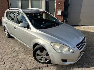 Kia Ceed Cee'd Sporty Wagon 1.6 X-tra / Airco / NAP