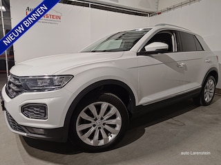 Volkswagen T-Roc 1.5 TSI 150pk Sport Carplay / Elektr.A.Klep / A.Cam./ Afn.Trekhaak / Adapt.Cruise C.