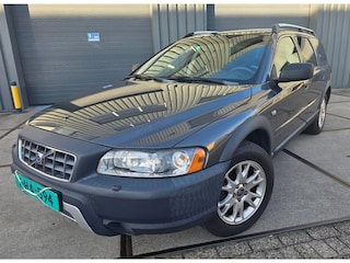 Volvo XC70 2.5 T Summum Facelift, netto € 10 950, bijtelvriendelijk!