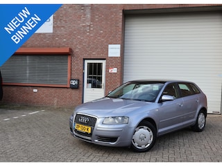 Audi A3 Sportback 1.4 TFSI Attraction Business Edition Open dak PDC Cruise Airco APK