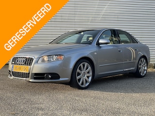 Audi A4 Limousine 2.0 TFSI quattro edition *NIEUWSTAAT* 260PK