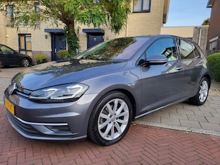 Volkswagen Golf 1.5 TSI Highline adapive cruise controle navi