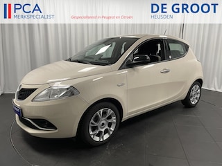 Lancia Ypsilon 5Drs Opening edit 69pk Airco | Navigatie | Cruise