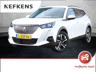Peugeot 2008 SUV 1.2 100 pk Allure Pack | Trekhaak | Camera | Navigatie