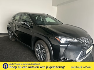 Lexus UX 300e Business Line 73 kWh | Nieuwprijs € 55.100,00, 45% korting | Adaptieve cruise control | Achteruitrijcamera | Premium kwaliteit voor een topprijs