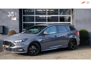 Ford Focus Wagon 2.0 ST 250 ST-3 Stealth Grey