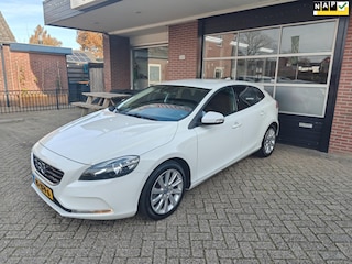 Volvo V40 1.6 T3 Kinetic, Clima, Cruise, Camera, PDC, NAP