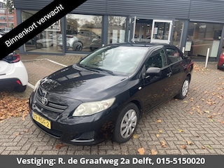 Toyota Corolla 1.6-16V Terra | Navigatie | Trekhaak | Airco |