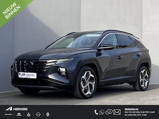 Hyundai Tucson 1.6 T-GDI HEV Comfort Smart Automaat / Fabrieksgarantie tot 02-2028 ** / Dealer onderhouden / Navigatie / Achteruitrijcamera / Stuur- en stoelverwarming / Apple Carplay Android / 19" LM + All Season banden /