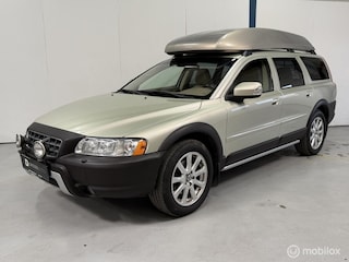 Volvo XC70 2.5 T Summum SCHUIFDAK/LEER/XENON