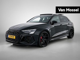 Audi A3 Sportback 2.5 TFSI quattro 400 PK | RS-sportonderstel |  RS-sportuitlaatsysteem | RS-designpakket rood plus | Panoramadak | B&O Premium Sound | Camera | Lichtmetalen velgen |