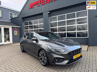 Ford Focus 1.0 EcoBoost ST Line Business / ACC / Head-Up / B&O / Trekhaak / Keyless .