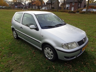 Volkswagen Polo 11-11-2026 a p k