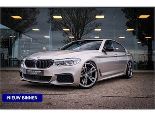 BMW M550i xDrive High Executive ** Entertainment ** Panodak **