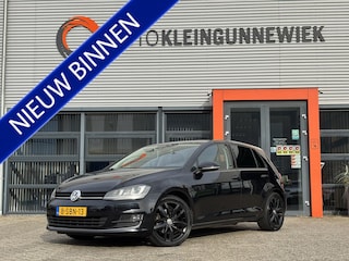 Volkswagen Golf 1.4 TSI ACT Highline / Navi / Wegklapbare Trekhaak / Allseason Banden / Stoelverwarming /