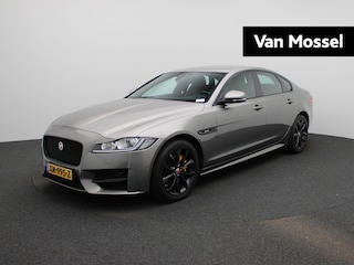 Jaguar XF 2.0t Portfolio | Climate Control | Achteruitrijcamera | Lederen Bekleding | Lichtmetalen Velgen |