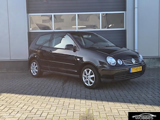 Volkswagen Polo 1.4-16V FSI Athene