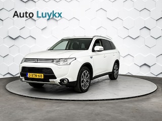 Mitsubishi Outlander 2.0 PHEV Executive Edition | Navigatie | Parkeercamera | Cruise Control