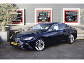 Lexus ES 300h President Line | Mark Levinson | HUD | LED koplampen adaptief |