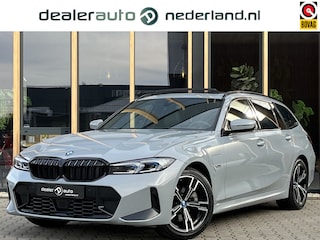 BMW 3-serie Touring 330e xDrive | Pano | Head-up | Memory |Keyles | Leder |