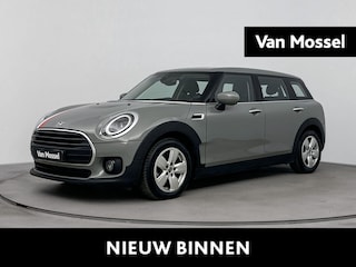 Mini Clubman 1.5 Cooper Business Edition 136PK | Automaat | Achteruitrijcamera | Navigatie | Climate Control | Stoelverwarming | LED Koplampen