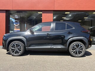 Toyota Yaris Cross 1.5 Hybrid Executive aut. | half-lederen bekleding | navigatie | 18'' lmv