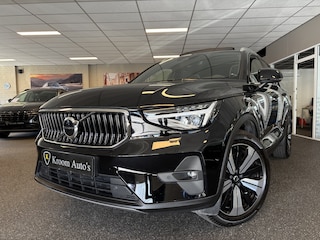 Volvo XC40 1.5 T4 Plug-in Ultimate Bright / Panoramadak / Leer - Alcantara / Harman-Kardon / Dab+ / Apple Carplay / Stuur- en Stoelverwarming / MY 2023 - Elek Trekhaak -