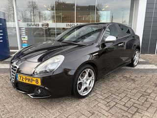 Alfa Romeo Giulietta 1.4 T Distinctive Led | Cruise Control | Clima