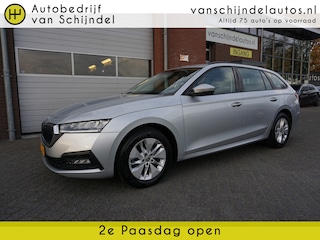 Skoda Octavia COMBI 1.5 E-TSI 150PK E-TECH ACT AUG 2022 CAMERA FULL LED ANDROID/APPLECARPLAY NAVI CLIMA CRUISE BLUETOOTH PDC V+A 16INCH LMV KEYLESS ENZ...
