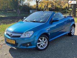 Opel Tigra TwinTop 1.4-16V Rhythm|Airco|Apk|Cabrio!