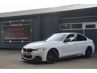 BMW 316i Executive M-PAKKET CARPLAY LED CAMERA ALCANTARA STUUR