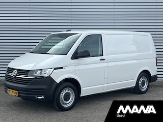Volkswagen Transporter 2.0 TDI 110PK L1H1 Camera Airco Cruise Trekhaak Voorruitverwarming