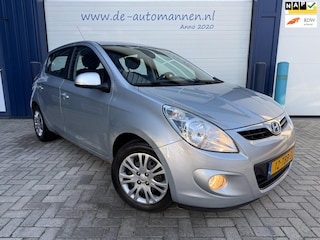 Hyundai i20 1.4i i-Motion AUTOMAAT 5-drs / AIRCO / 1e EIGENAAR / TREKHAAK / 56.891 km!