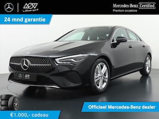 Mercedes-Benz CLA 180 Business Line | 360° Camera | Voorstoelen Verwarmd | Dodehoek assistent | Apple Carplay & Android Auto | 17 Inch Lichtmetalen Velgen