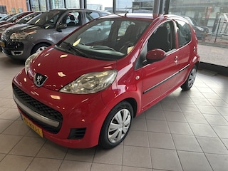 Peugeot 107 1.0-12V XS Eerste Eig Airco NW APK BJ 2011 !!!
