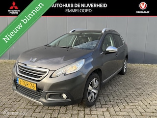 Peugeot 2008 1.2 VTi Allure Pack Premium Plus trekhaak pano.dak