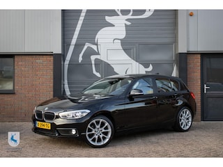 BMW 120i High Executive / 18'' Lichtmetalen velgen / LED / Sportstoelen