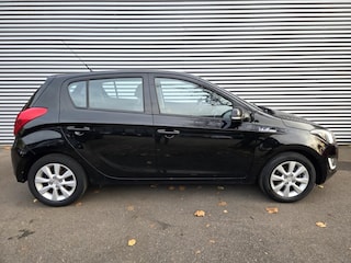 Hyundai i20 1.2i i-Deal