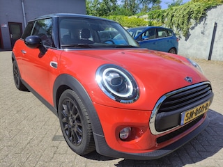 Mini Cooper 1.5 Cooper, Navigatie, Apple carplay/Android auto Dealer onderhouden.