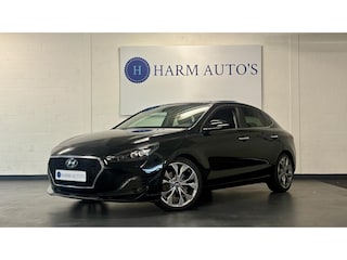 Hyundai i30 Fastback 1.4 T-GDI Premium 140pk Pano/Navi/CAM/Cruise