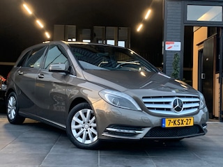 Mercedes-Benz B-klasse 200 Ambition AUT|LEER|CRUISE|CAMERA