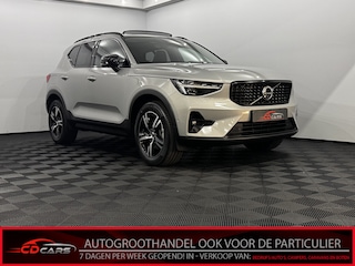 Volvo XC40 B2 2.0 B4 AWD Plus Dark Leder, Pano, 360 Camera, Navi, Winterpakket, Harman/kardon, Cruise control adaptief, Keyless start