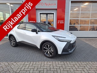 Toyota C-HR 1.8 Hybrid 140 First Edition met Winterpack