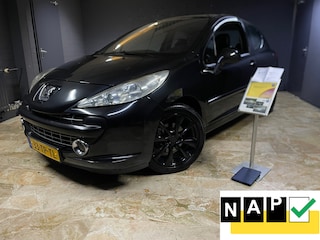 Peugeot 207 1.6-16V T Féline