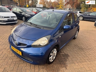 Toyota Aygo 1.0-12V AIRCO 135DKM NW.APK