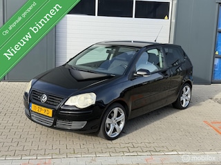 Volkswagen Polo 1.2-12V | Airco| CarPlay| Cruise| Sport velg