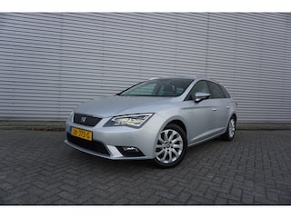 Seat Leon ST 1.0 EcoTSI Style Connect Climate / Navi / Cruise / Camera / Parkeersens. / Trekhaak / NAP